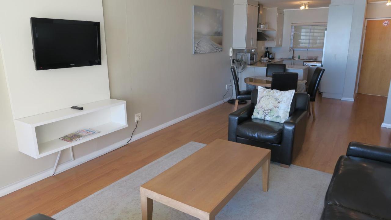 Lagoon Beach Hotel Apartments Le Cap Extérieur photo